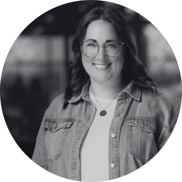 website round photos staff & board ()